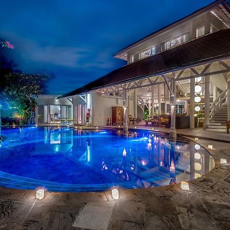 La Villa Oberoi Seminyak  Exterior photo